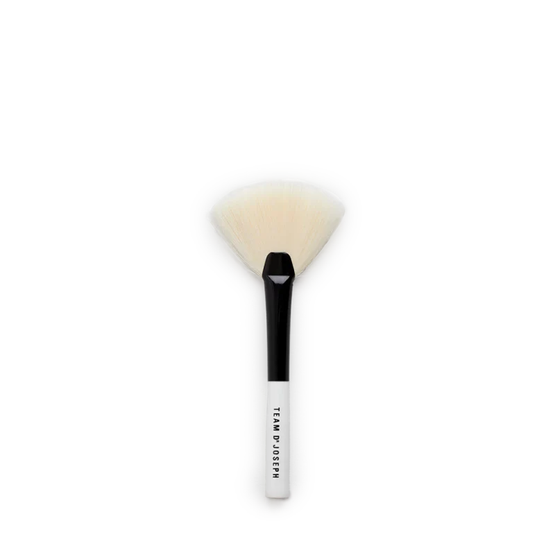 Team Dr Joseph - BRUSH MINI TIL PEELING & MASKE