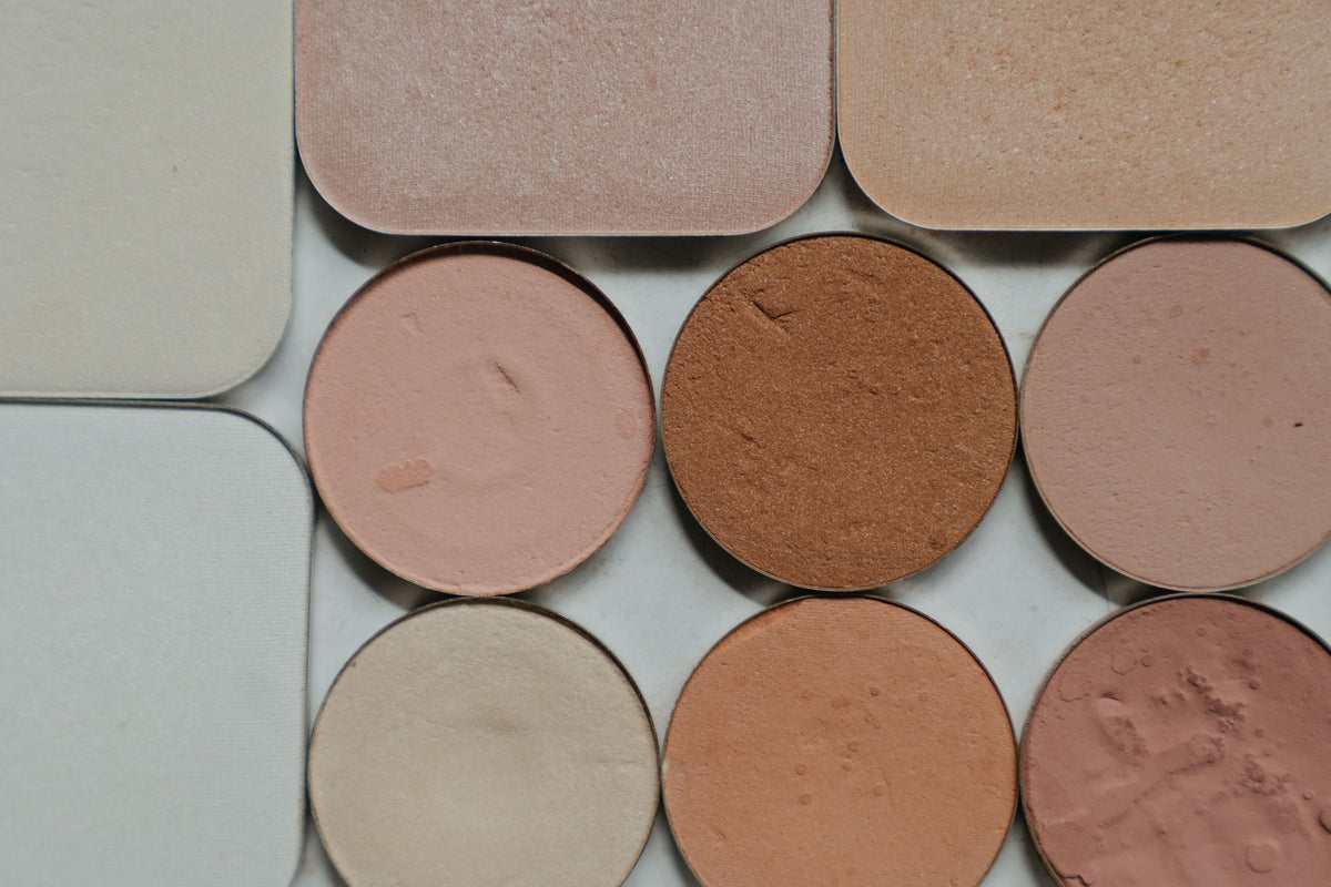 Makeup i afdæmpede naturlige nuancer