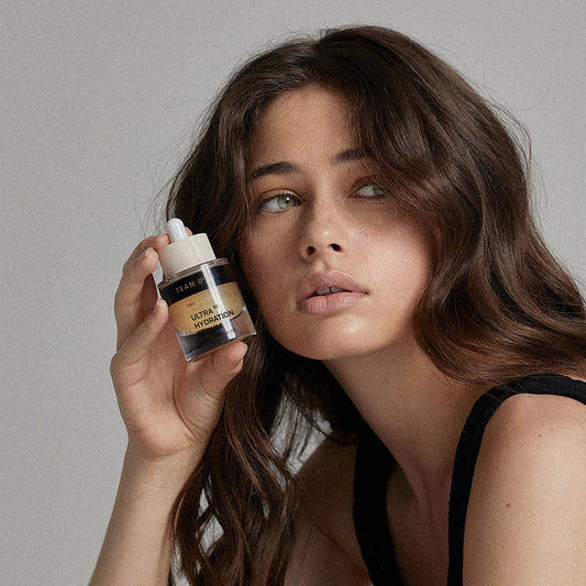Team Dr Joseph - ULTRA HYDRATION SERUM